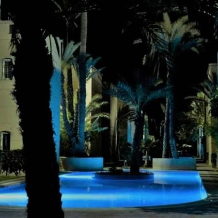 Super Riad Avec Piscine Interieure Marrakesh Eksteriør billede