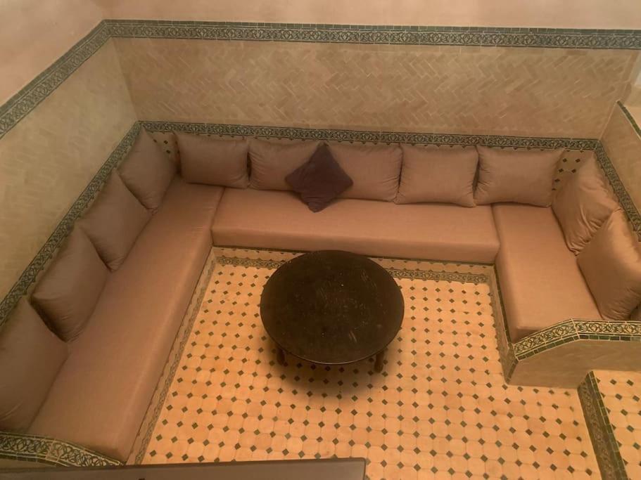 Super Riad Avec Piscine Interieure Marrakesh Eksteriør billede